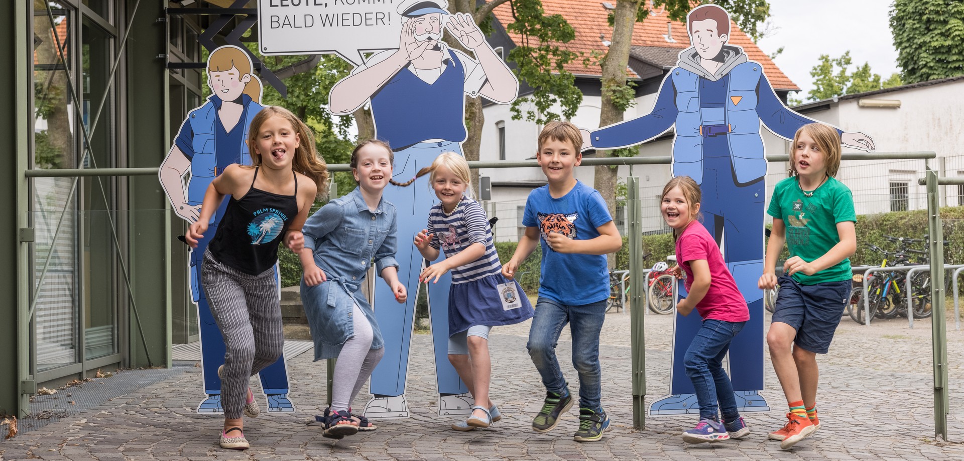 Kinder laufen los